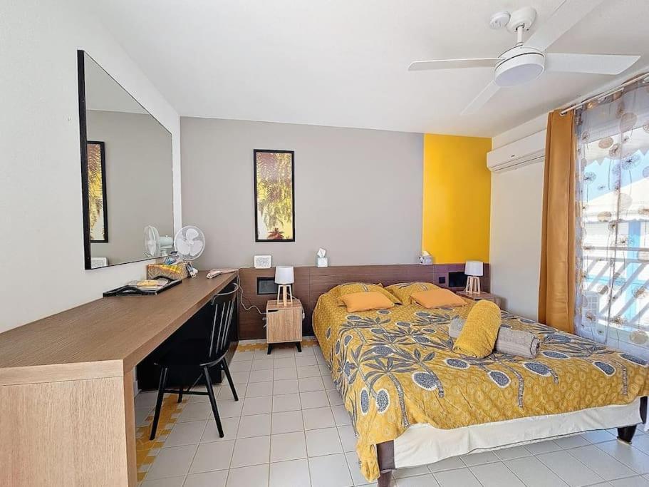 Studio Dans Village Vacances Manganao Saint-Francois  Exteriér fotografie
