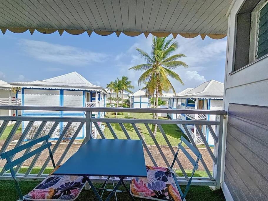 Studio Dans Village Vacances Manganao Saint-Francois  Exteriér fotografie
